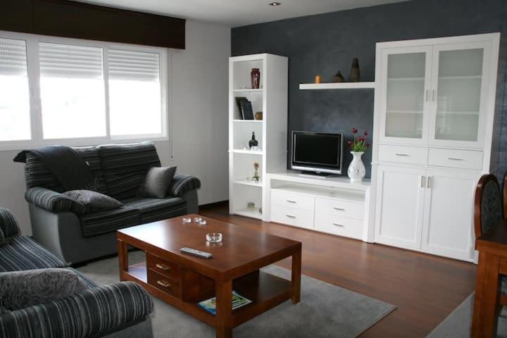 Apartamento Soaxe Marín Esterno foto